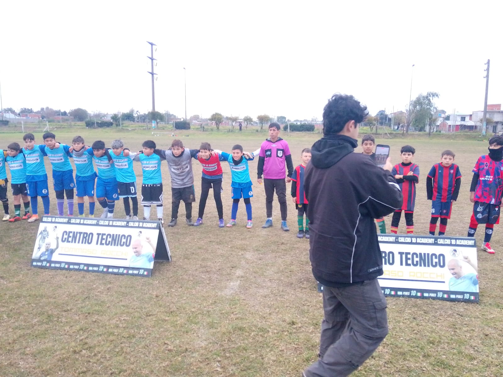 Partido de fútbol infantil